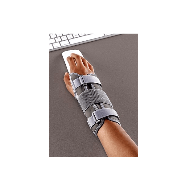 Futuro Deluxe Wrist Stabiliser Right Hand